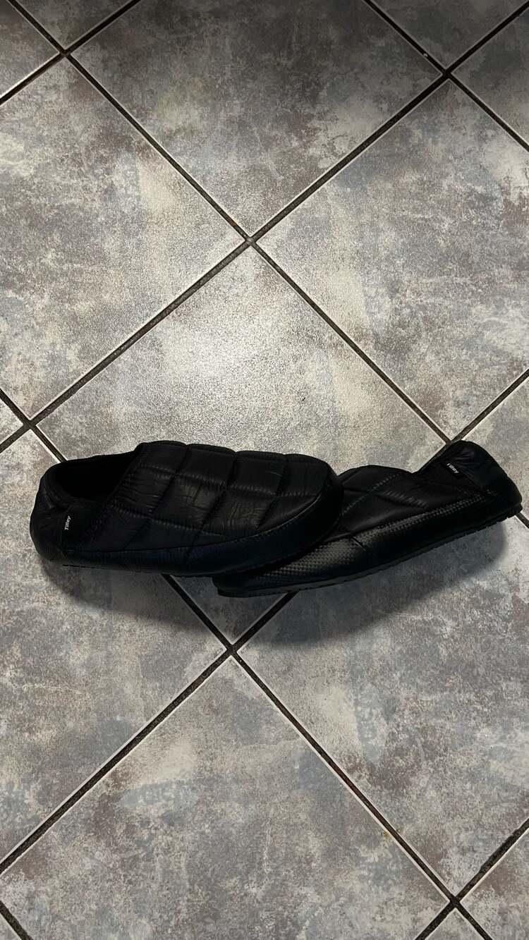 Tilley Puffer Quilted Mules Black Camp Traction Shoes
